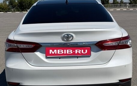 Toyota Camry, 2022 год, 2 870 000 рублей, 2 фотография