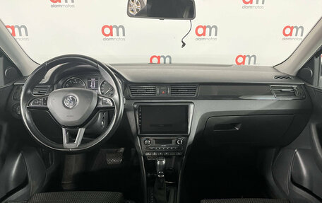 Skoda Rapid I, 2015 год, 899 000 рублей, 9 фотография