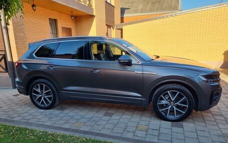 Volkswagen Touareg III, 2019 год, 7 200 000 рублей, 6 фотография