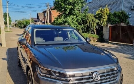 Volkswagen Touareg III, 2019 год, 7 200 000 рублей, 2 фотография