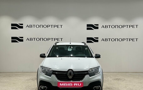 Renault Logan II, 2020 год, 899 000 рублей, 10 фотография
