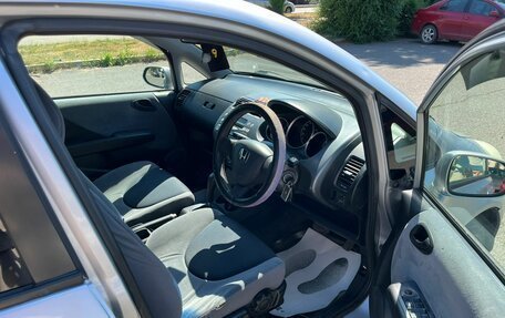 Honda Fit III, 2002 год, 249 999 рублей, 13 фотография