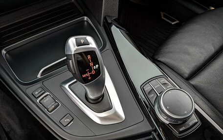 BMW 3 серия, 2018 год, 2 850 000 рублей, 21 фотография