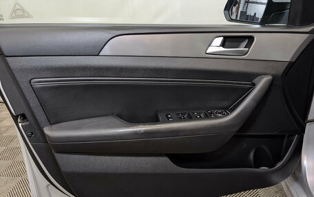 Hyundai Sonata VII, 2019 год, 1 690 000 рублей, 19 фотография