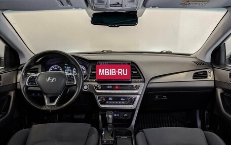 Hyundai Sonata VII, 2019 год, 1 690 000 рублей, 14 фотография