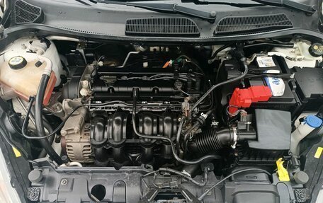 Ford Fiesta, 2015 год, 949 000 рублей, 15 фотография