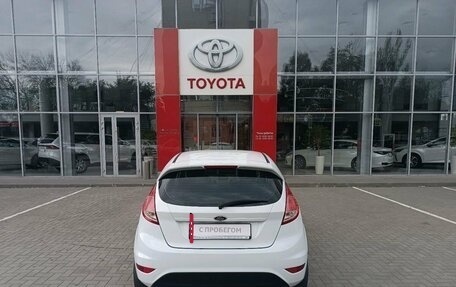 Ford Fiesta, 2015 год, 949 000 рублей, 6 фотография