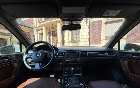 Volkswagen Touareg III, 2014 год, 2 200 000 рублей, 16 фотография