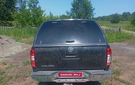 Nissan Navara (Frontier), 2006 год, 860 000 рублей, 5 фотография
