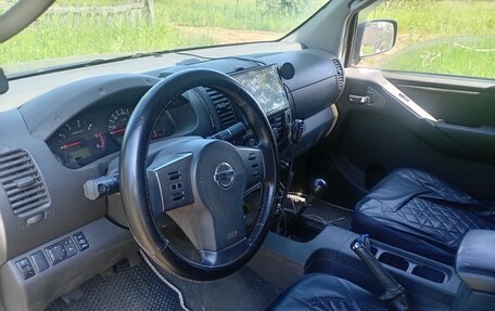 Nissan Navara (Frontier), 2006 год, 860 000 рублей, 7 фотография