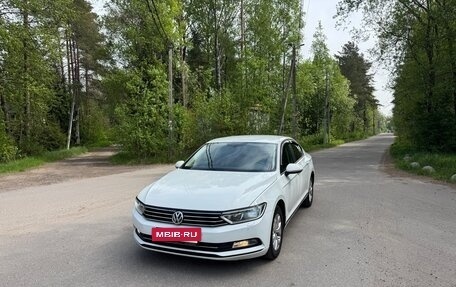 Volkswagen Passat B8 рестайлинг, 2016 год, 1 390 000 рублей, 5 фотография