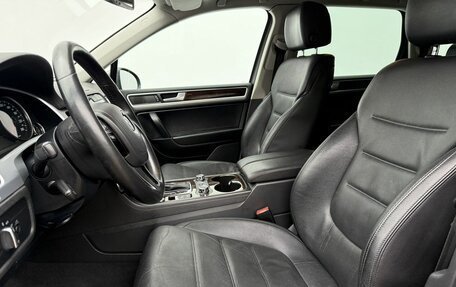 Volkswagen Touareg III, 2012 год, 1 830 000 рублей, 10 фотография