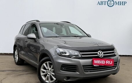 Volkswagen Touareg III, 2012 год, 1 830 000 рублей, 3 фотография
