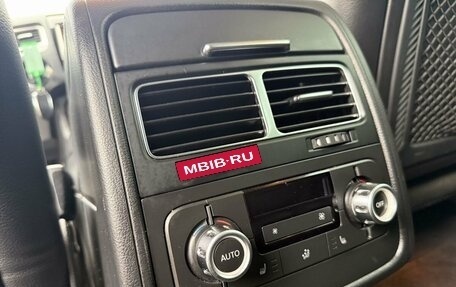 Volkswagen Touareg III, 2012 год, 1 830 000 рублей, 13 фотография