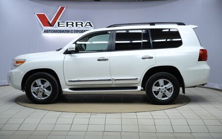 Toyota Land Cruiser 200, 2013 год, 3 990 000 рублей, 8 фотография