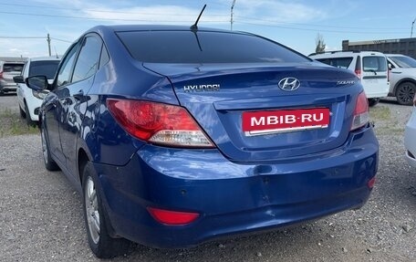Hyundai Solaris II рестайлинг, 2012 год, 500 000 рублей, 7 фотография