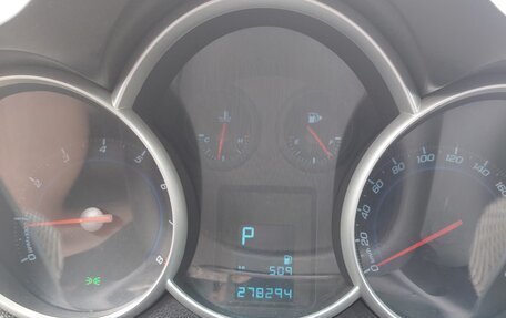 Chevrolet Cruze II, 2011 год, 700 000 рублей, 8 фотография