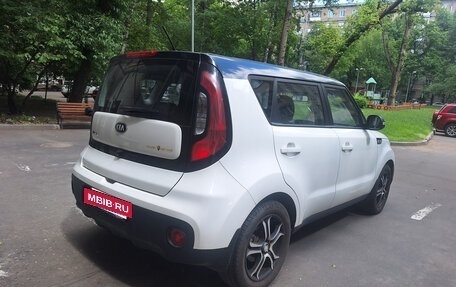 KIA Soul II рестайлинг, 2018 год, 1 750 000 рублей, 4 фотография