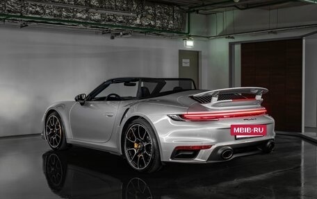 Porsche 911, 2021 год, 23 900 000 рублей, 2 фотография