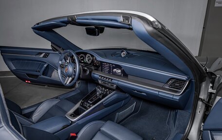 Porsche 911, 2021 год, 23 900 000 рублей, 16 фотография