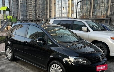 Volkswagen Golf Plus II, 2012 год, 800 000 рублей, 5 фотография