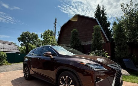 Lexus RX IV рестайлинг, 2019 год, 3 850 000 рублей, 4 фотография