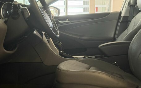 Hyundai Sonata VI, 2010 год, 1 140 000 рублей, 7 фотография