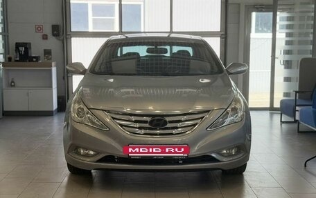 Hyundai Sonata VI, 2010 год, 1 140 000 рублей, 2 фотография