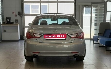 Hyundai Sonata VI, 2010 год, 1 140 000 рублей, 3 фотография
