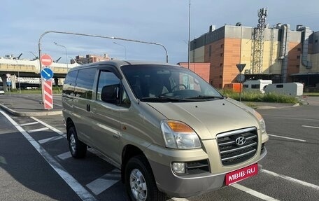 Hyundai H-1 II рестайлинг, 2006 год, 899 000 рублей, 1 фотография