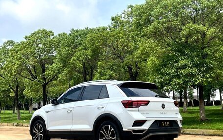 Volkswagen T-Roc I, 2022 год, 1 622 000 рублей, 8 фотография