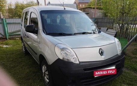 Renault Kangoo II рестайлинг, 2012 год, 540 000 рублей, 3 фотография