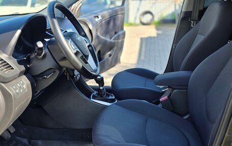 Hyundai Solaris II рестайлинг, 2015 год, 749 000 рублей, 18 фотография
