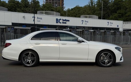 Mercedes-Benz E-Класс, 2018 год, 3 490 000 рублей, 2 фотография