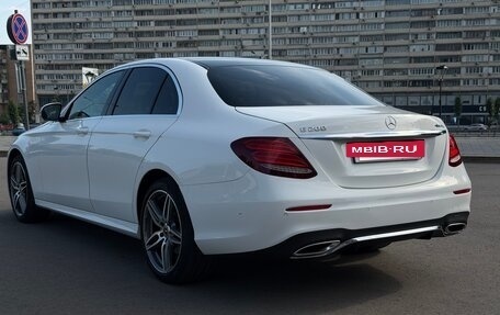 Mercedes-Benz E-Класс, 2018 год, 3 490 000 рублей, 5 фотография