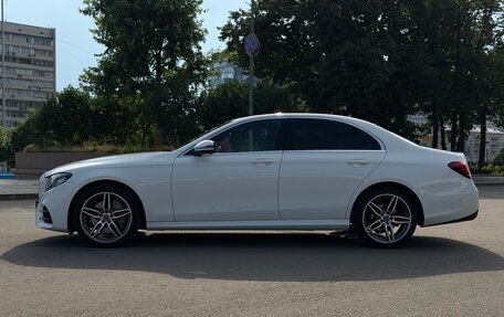 Mercedes-Benz E-Класс, 2018 год, 3 490 000 рублей, 6 фотография