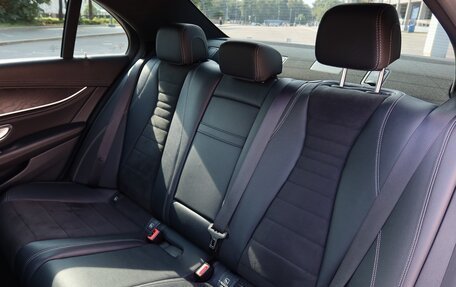 Mercedes-Benz E-Класс, 2018 год, 3 490 000 рублей, 17 фотография