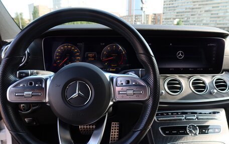 Mercedes-Benz E-Класс, 2018 год, 3 490 000 рублей, 14 фотография