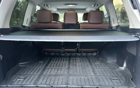 Toyota Land Cruiser 200, 2015 год, 4 290 000 рублей, 27 фотография