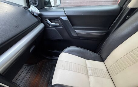 Land Rover Freelander II рестайлинг 2, 2012 год, 2 000 000 рублей, 25 фотография