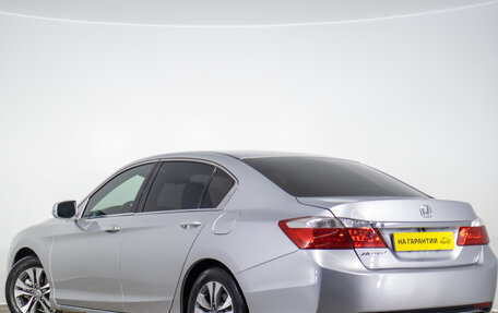 Honda Accord IX рестайлинг, 2013 год, 1 299 000 рублей, 7 фотография