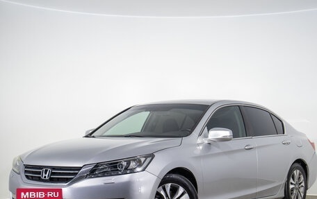 Honda Accord IX рестайлинг, 2013 год, 1 299 000 рублей, 4 фотография
