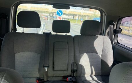 Hyundai H-1 II рестайлинг, 2006 год, 899 000 рублей, 14 фотография