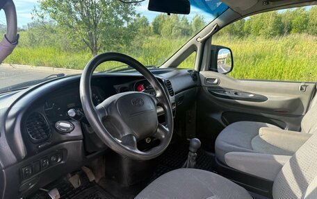 Hyundai H-1 II рестайлинг, 2006 год, 899 000 рублей, 10 фотография