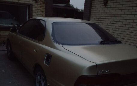 Toyota Vista, 1993 год, 138 000 рублей, 2 фотография
