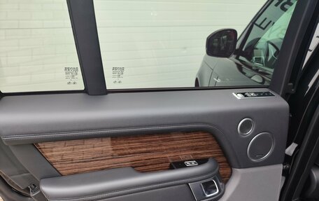 Land Rover Range Rover IV рестайлинг, 2018 год, 4 995 000 рублей, 20 фотография