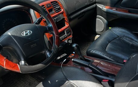 Hyundai Sonata IV рестайлинг, 2004 год, 300 000 рублей, 5 фотография