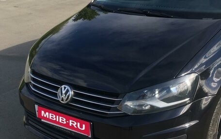 Volkswagen Polo VI (EU Market), 2015 год, 945 000 рублей, 2 фотография