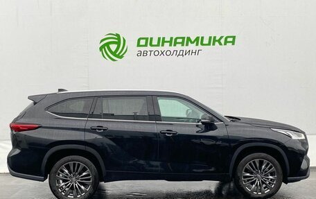 Toyota Highlander, 2026 год, 5 850 000 рублей, 4 фотография