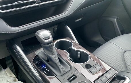 Toyota Highlander, 2026 год, 5 850 000 рублей, 15 фотография